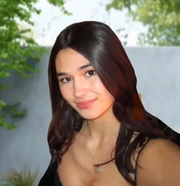 Parents Sue Tesla After Daughter, 19, Trapped in Burning Cybertruck, Door Design Lawsuit Explained 1 Parents Sue Tesla After Daughter, 19, Trapped in Burning Cybertruck, Door Design Lawsuit Explained