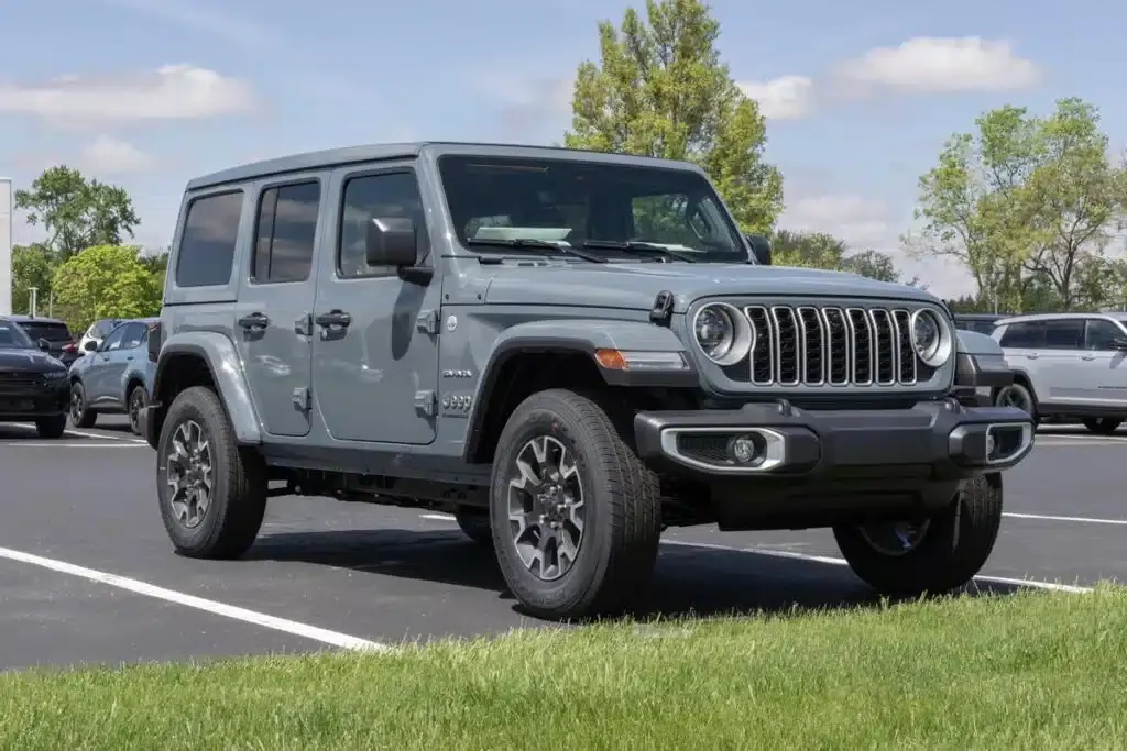 Jeep Lawsuit, Owner Pays $26 Daily to Park His New Jeep at Airport—Fire Risk Affects 781,000 Vehicles